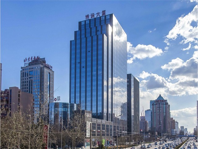 济南早红苹果树苗